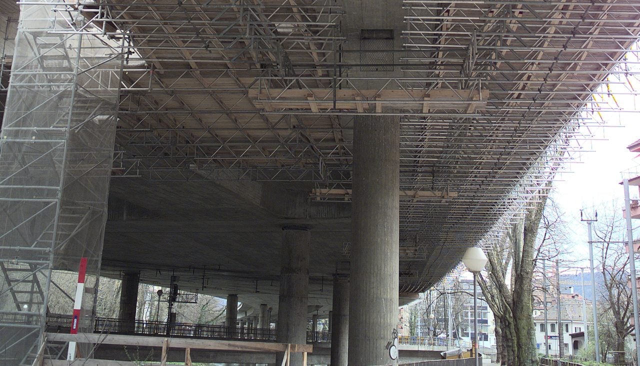Anchor Syst. chem.,Anchor Syst. mech./metal,Anchor Syst. mech./plastic Gerüstbefestigung HIT-HY 150 Rebar application Overlays Bridge rehabilitation/strengthening HIT-HY 150 Rebar Anwendung Aufheben Brückeninstandsetzung/Verstärken