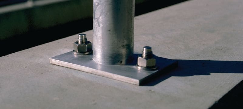 HSA-F HDG ķīļenkurs Augstas veiktspējas ķīļenkurs statiskām slodzēm ikdienas lietošanai betonā bez plaisām (karsti cinkots) Pielietojumi 1