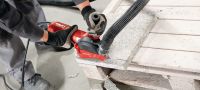 Leņķa slīpmašīna AG 125-13S 1300 W leņķa slīpmašīna griešanai un slīpēšanai, izmantojot diskus ar diametru līdz pat 125 mm. Aprīkota ar īpaši noturīgu ogles suku Pielietojumi 4