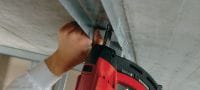 X-GN MX betona naglas (lentā) Naglas lentā stiprināšanai pie betona un citiem pamatmateriāliem, izmantojot GX 120 gāzes naglu pistoli Pielietojumi 2