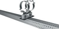 MP-PS 2-2 caurules atbalsts Regulējami divkārši caurules atbalsti ar pārklājumu, kas paredzēts ārpus telpām; paredzēti 21–328 mm (1/2 to 12) diametra cauruļu stiprināšanai pie dažādiem pamatmateriāliem vidēji korozīvā vidē