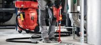 SPX-T kroņurbis abrazīviem materiāliem Izcils kroņurbis urbšanai īpaši abrazivā betonā — izmantošanai ar instrumentu DD EC-1 un DD 30-W (tostarp ar ātri atbrīvojamo savienojuma galu Hilti C+) Pielietojumi 1