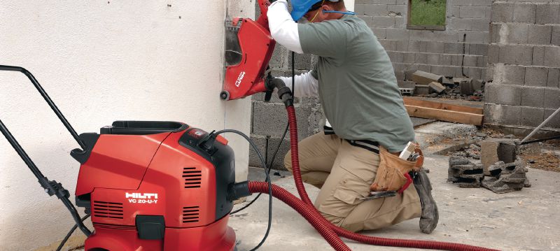 Elektriskais dimanta griezējs DCH 230 Manuāla elektriskā sausās dimanta griešanas iekārta. Griešanas dziļums ar 230 mm asmeni līdz pat 85 mm Pielietojumi 1
