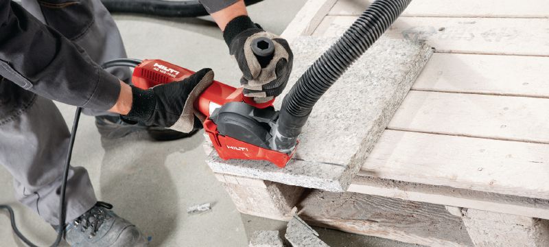 Leņķa slīpmašīna AG 125-13S 1300 W leņķa slīpmašīna griešanai un slīpēšanai, izmantojot diskus ar diametru līdz pat 125 mm. Aprīkota ar īpaši noturīgu ogles suku Pielietojumi 1