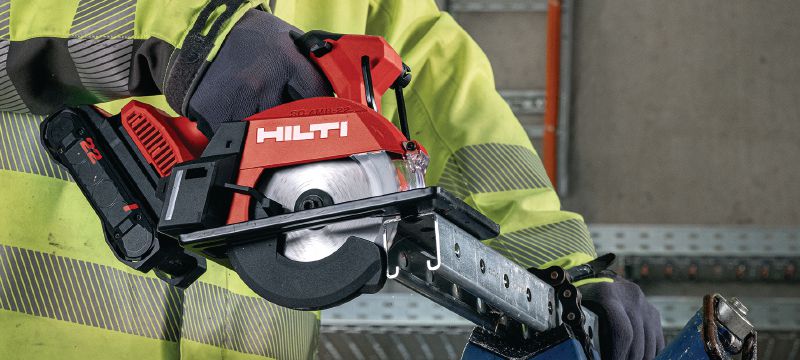 Akumulatora ripzāģis SC 4MR-22 Viegls un kompakts akumulatora ripzāģis griešanai virs galvas līdz pat 51 mm│2” dziļumā (Nuron akumulatora platforma) Pielietojumi 1