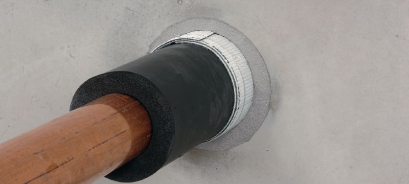 Ugunsdrošā lente CFS-B Ugunsdrošā lente ir paredzēta uguns un dūmu necaurlaidīgu barjeru izveidei pie neuzliesmojošām caurulēm ar ugunsnedrošu izolāciju Pielietojumi 1