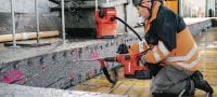 Akumulatora perforators TE 60-22 Jaudīgs akumulatora perforators SDS Max (TE-Y) ar lielu jaudas un svara attiecību lielas slodzes urbšanai un kalšanai betonā un mūrī (Nuron akumulators) Pielietojumi 2