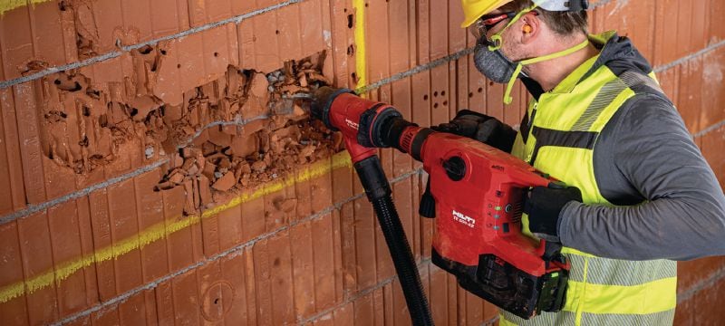 TE 500-22 SDS-max akumulatora atskaldāmais āmurs Akumulatora SDS Max (TE-Y) demontāžas un atskaldīšanas āmurs ar aktīvo vibrācijas samazināšanas sistēmu betona vai mūra kalšanai (Nuron akumulatoru platforma) Pielietojumi 1