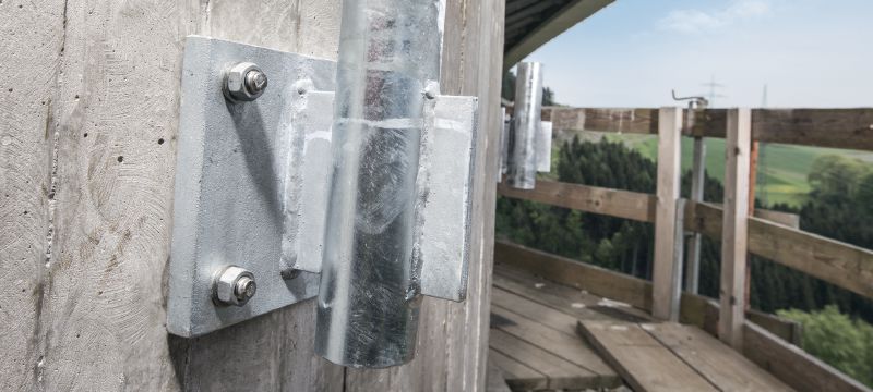 HST3-R nerūsējošā tērauda ķīļenkurs Izcilas veiktspējas ķīļenkurs sarežģītai statiskai un seismiskai slodzei izmantošanai betonā ar plaisām (A4 nerūsošs tērauds) Pielietojumi 1