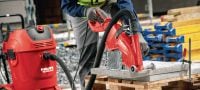 DCH 300-X elektriskais griezējs Manuāla elektriskā slapjās un sausās dimanta griešanas iekārta — izmantojot 305 mm asmeni, griešanas dziļums ir līdz pat 120 mm Pielietojumi 5