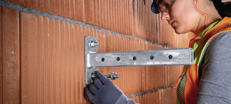 HAS 8.8 vītņstienis Vītņstienis injicējama hibrīda/epoksīda enkurošanai betonā un mūrī Pielietojumi 1